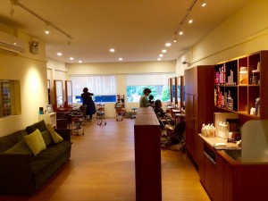 池袋美容室新シンガポール店３